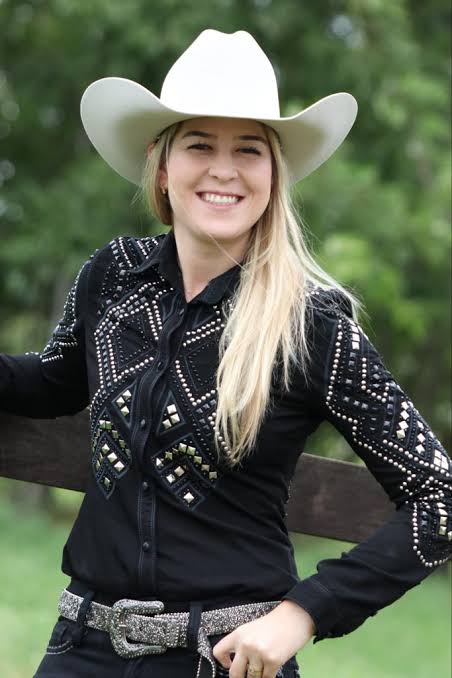 Retrato de Carol Rugolo, embaixadora do Desapego Country